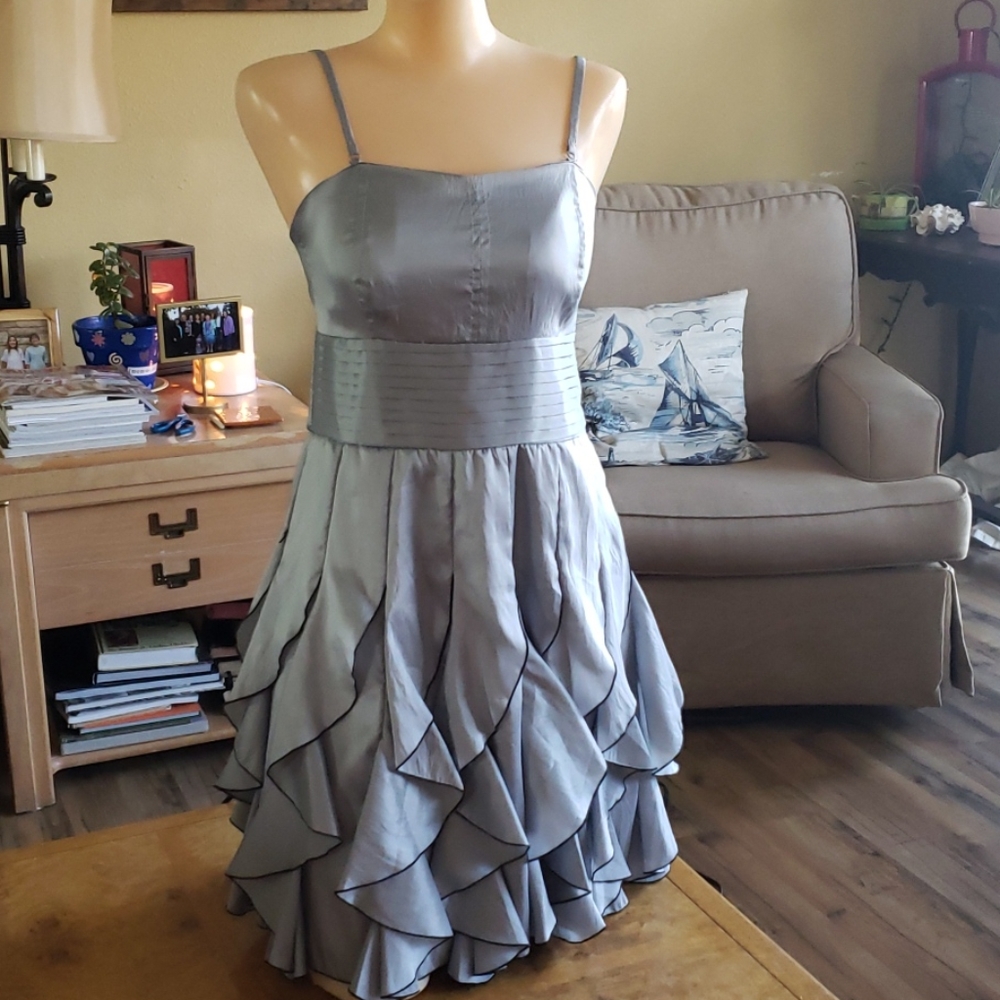 NWT Lenovia Flouncy Cocktail Dress NEW